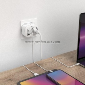 МУЛТИПОРТОВ КОНТАКТ HAMA, 4 ГНЕЗДА, 1 X USB-C PD, 2 X USB-A, 20W, БЯЛ
