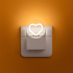 LED НОЩНА ЛАМПА ЗА КОНТАКТ