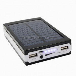 СОЛАРНА ВЪНШНА БАТЕРИЯ С 2 БР. USB ИЗХОДА ЗА МОБИЛНИ ТЕЛЕФОНИ (8000 MAH)